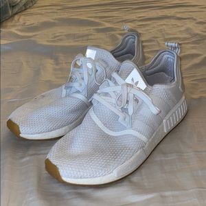 White adidas nmd’s